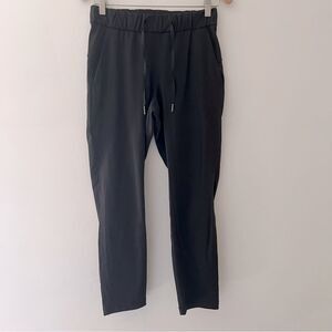 Lululemon Pants On The Fly Pants Ankle Tapered Pull On Black Size 4 Travel